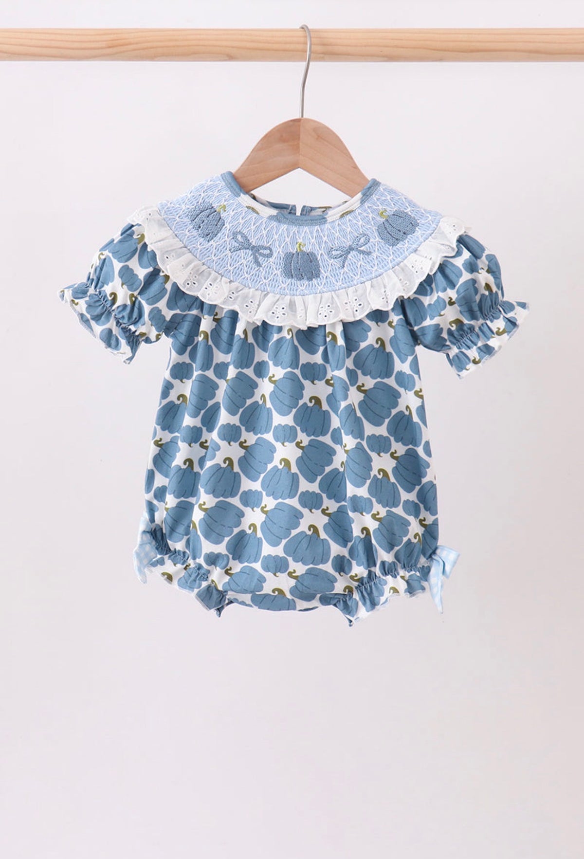 Blue Pumpkin Smocked Bubble