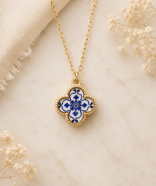 Coastal Clover Pendant Necklace